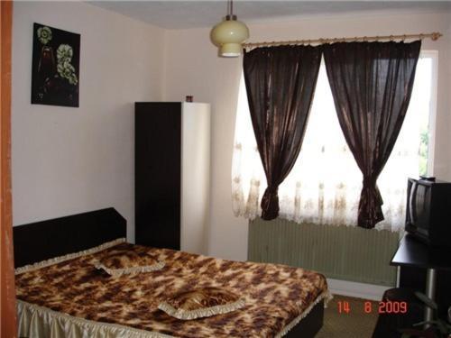 Family Hotel Natalis Hisarya Habitación foto